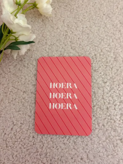Ansichtkaart - Hoera hoera hoera