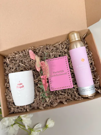 Giftbox roze - gefeliciteerd