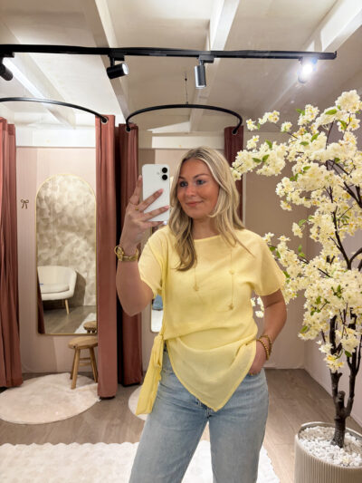 Top met strikdetail - yellow