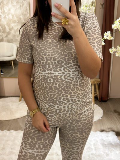 Soft leopard t-shirt